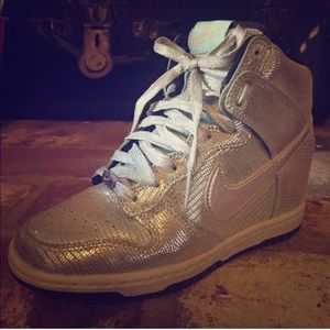 Nike Dunk Sky Hi Disco/Slvr/Metallic Wedge Sneaker